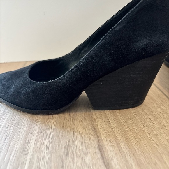 Eileen Fisher Black Suede Hawk Block Heel Pumps Women's Size 7 - Picture 7 of 8
